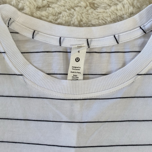 ❤️ Lululemon Ever Ready Long Sleeve Stripe Shirt Size 4 NWT - Picture 6 of 12